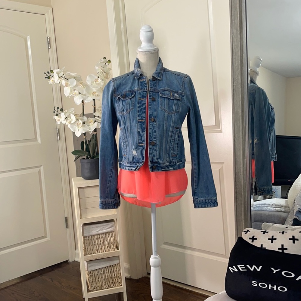 Abercrombie and Fitch Women’s Jean Jacket